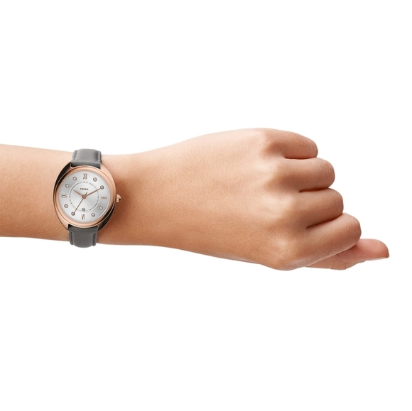 Fossil Women's Leather Gabby Stainless Steel Crystal-Accented Quartz Watch - Picture 4 of 4